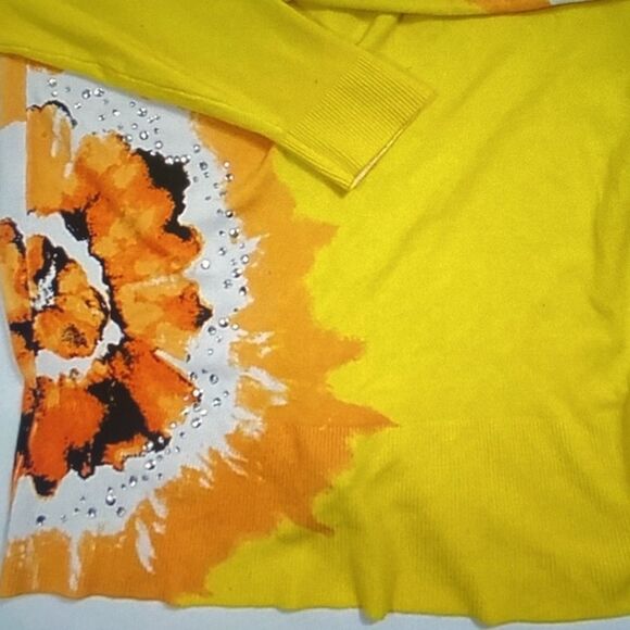 Nue Options Sunshine Yellow Floral Women’s Sweater Size L - Picture 6 of 9
